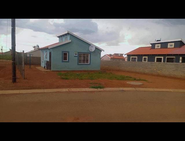 2 BEDROOM HOUSE FOR SALE IN SAVANNA CITY